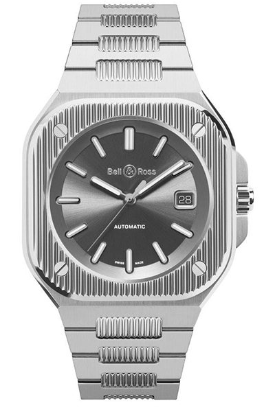 تأنق بجرأة مع ساعة BR 05 Artline من Bell & Ross